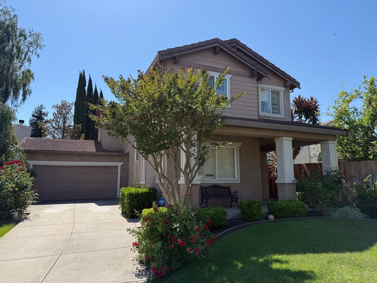 1237 Crossroads Ct - Photo 2 of 42