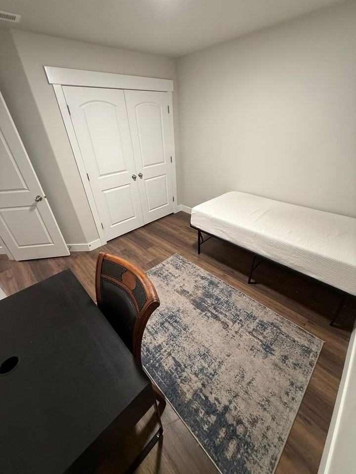 1990 N 3830 W - Photo 2 of 10