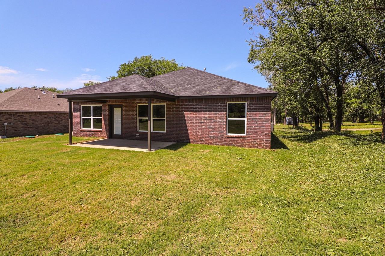 11108 E 138th Pl N - Photo 2 of 50