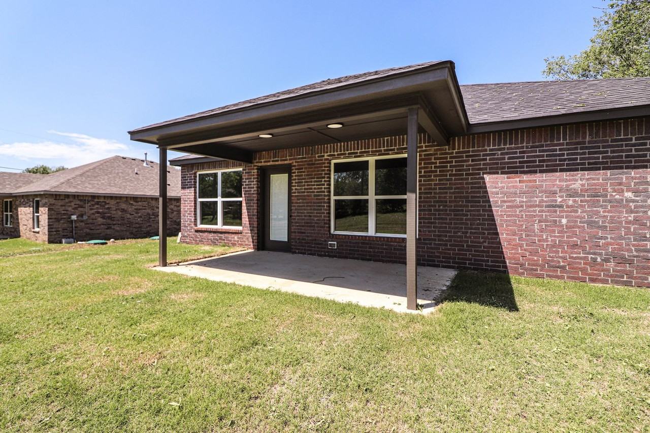 11108 E 138th Pl N - Photo 4 of 50
