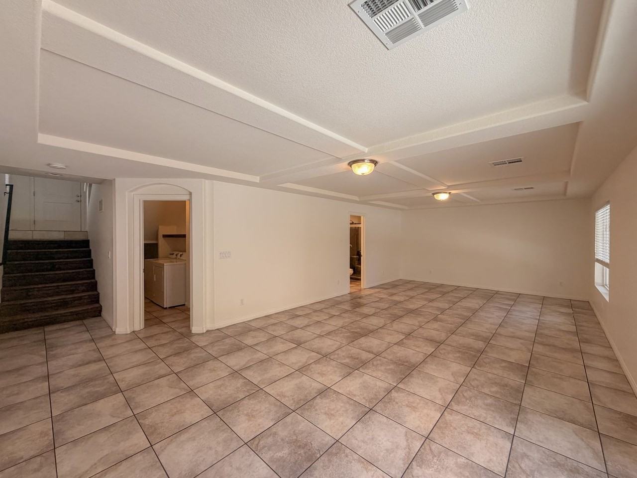 6817 Cavatina Ave - Photo 4 of 36