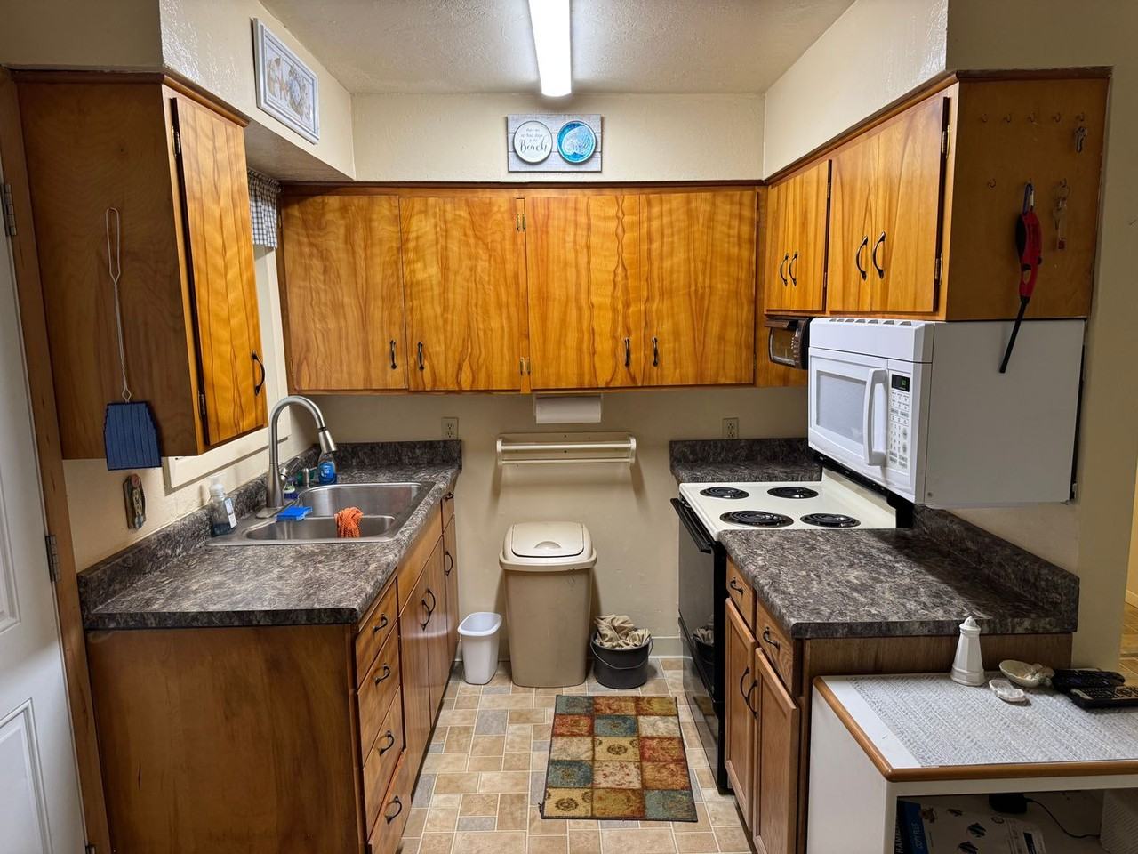 7235 Holiday Ave - Photo 4 of 9