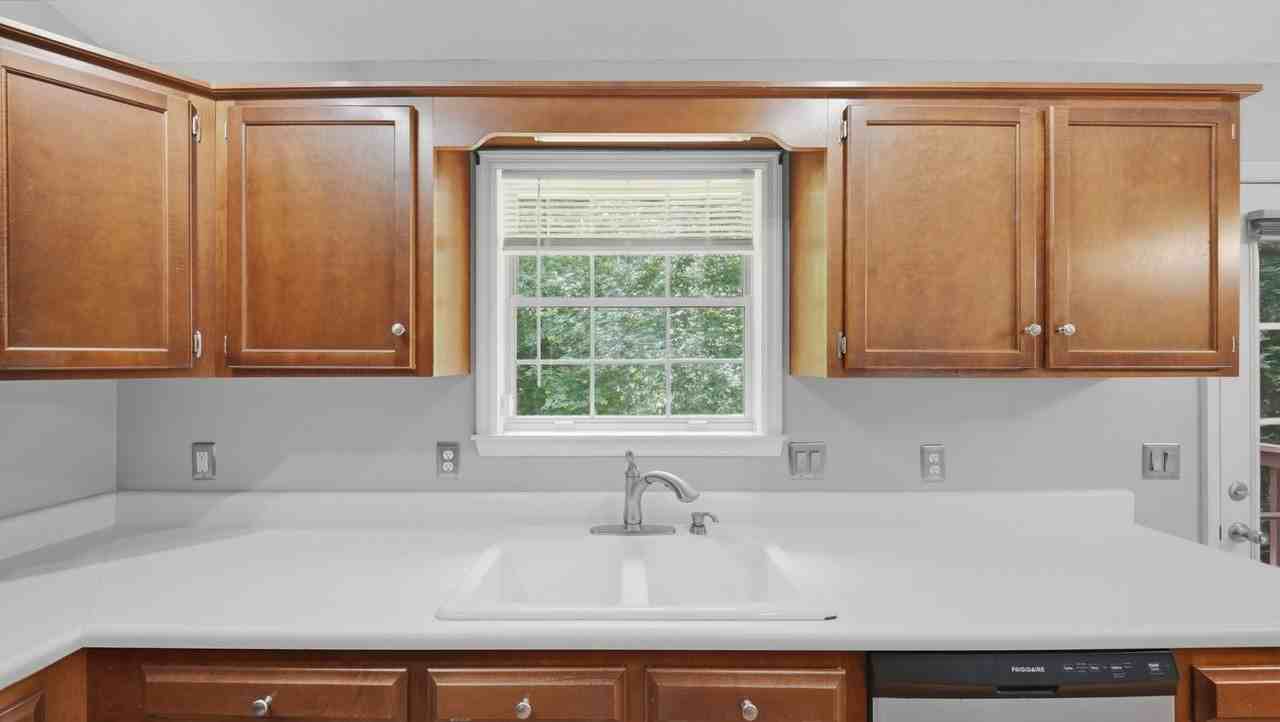 216 Brently Woods Dr - Photo 6 of 24