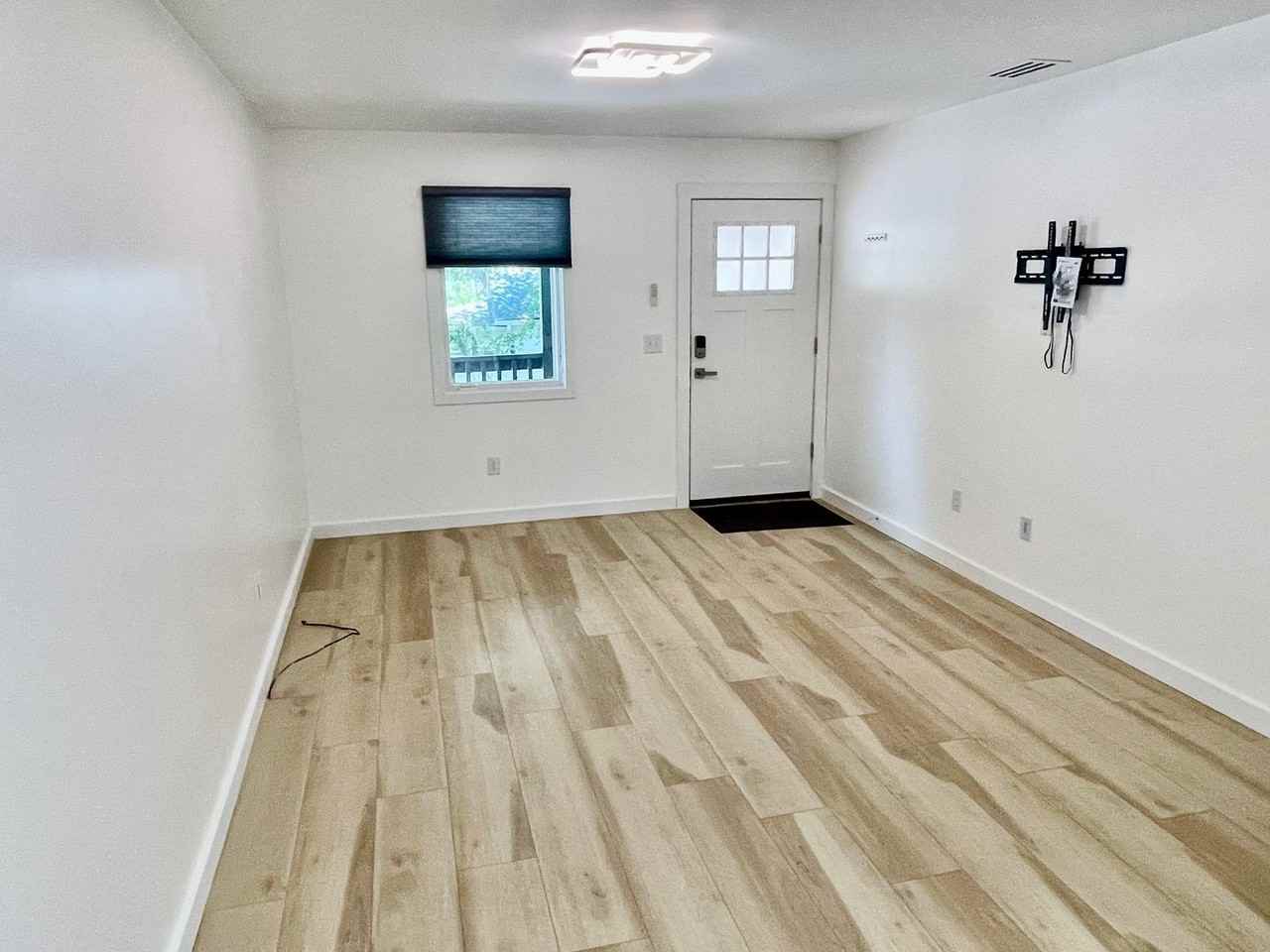 724 N 14th St - Photo 4 of 17