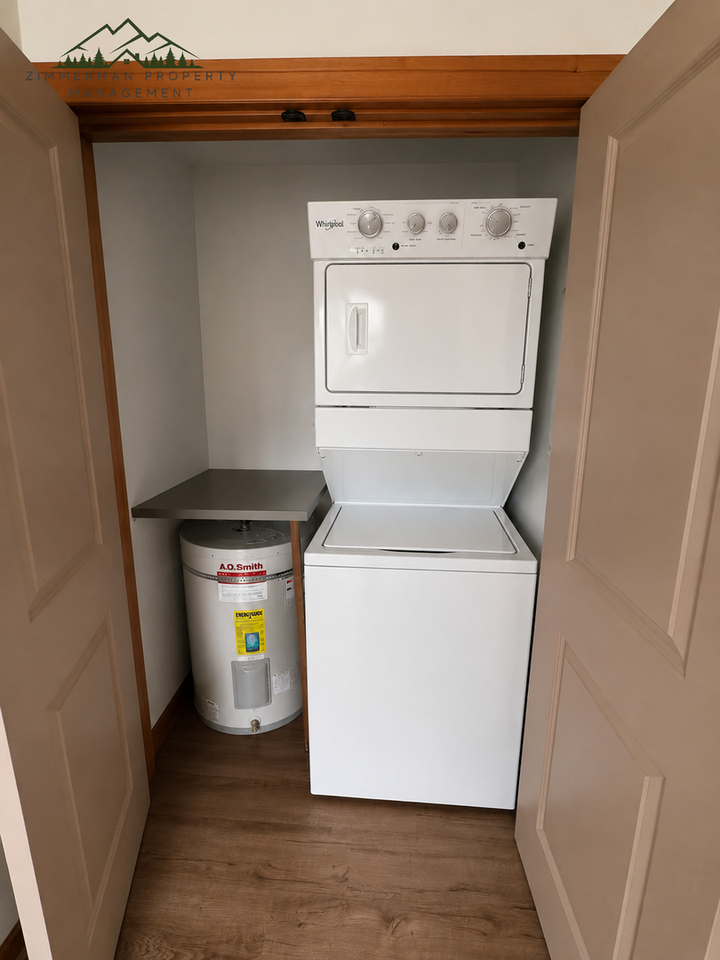 738 E 18th Ave - Photo 5 of 9