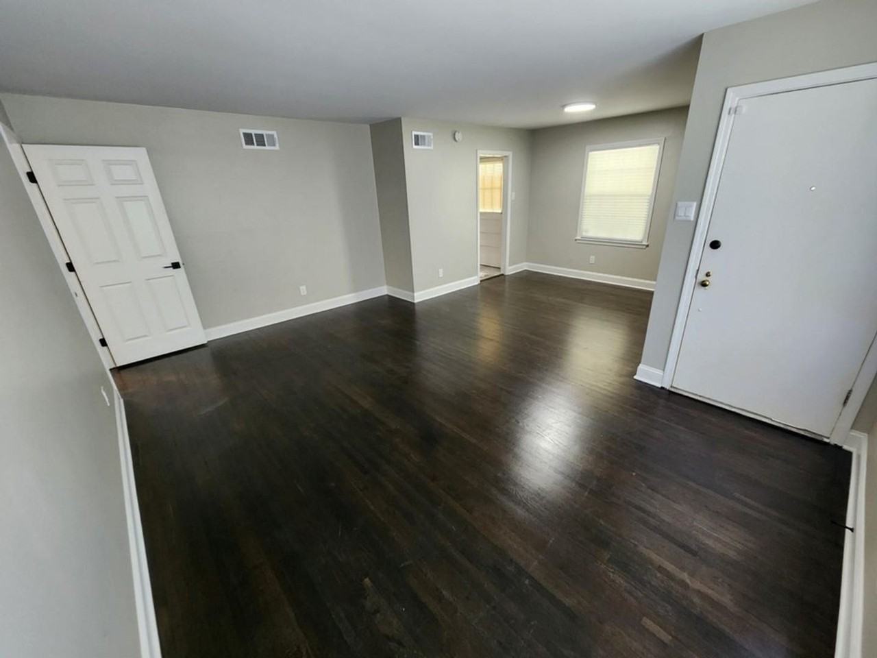 5259 Sequoia Ave - Photo 3 of 24