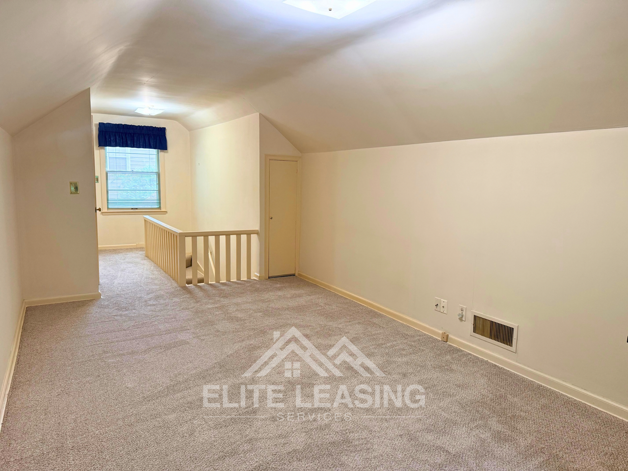 1826 Sw Campbell Ave - Photo 6 of 8