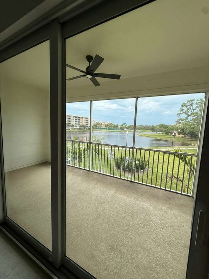 9943 Key Haven Rd - Photo 7 of 9