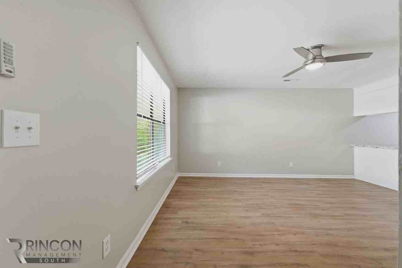 900 E Estates Blvd #930D - Photo 2 of 13