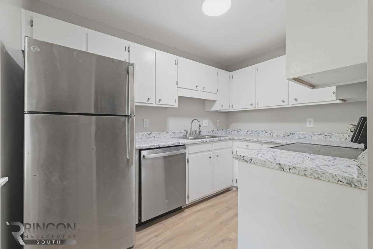 900 E Estates Blvd #930D - Photo 7 of 13