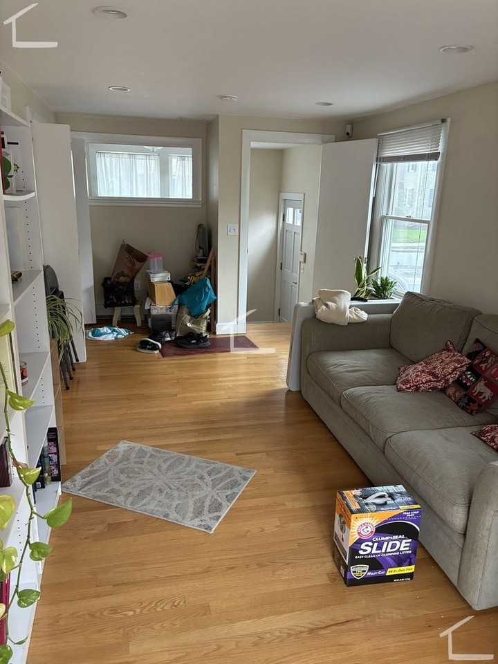 73 Fessenden St - Photo 4 of 50