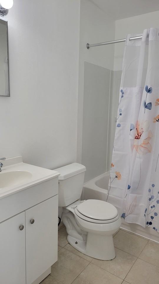 60 Reliance Ct #1 - Photo 4 of 16