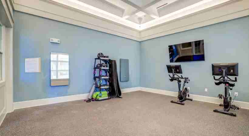 12100 Samsung Blvd #1 - Photo 5 of 20