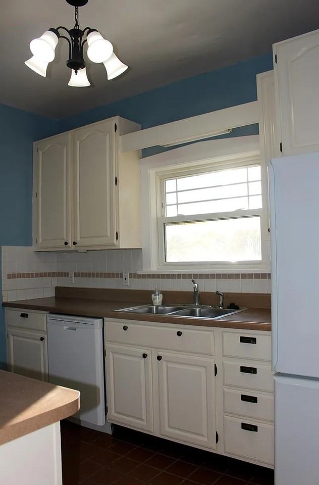 717 Hester Ave #NA - Photo 3 of 15
