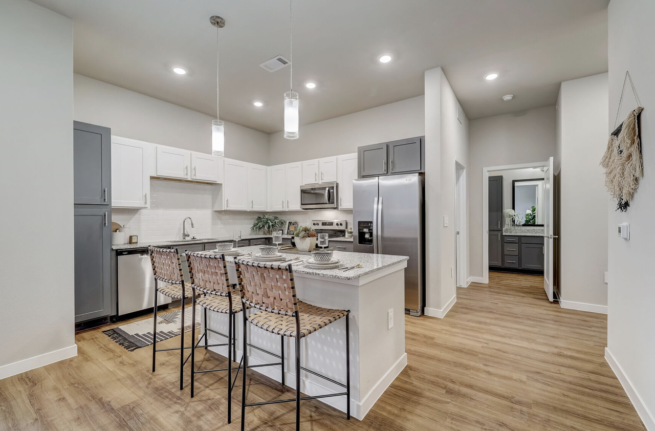 4333 Teravista Club Dr #1 - Photo 3 of 19