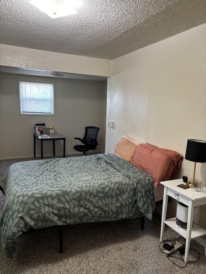 365 14th St Se #365 - Photo 2 of 13