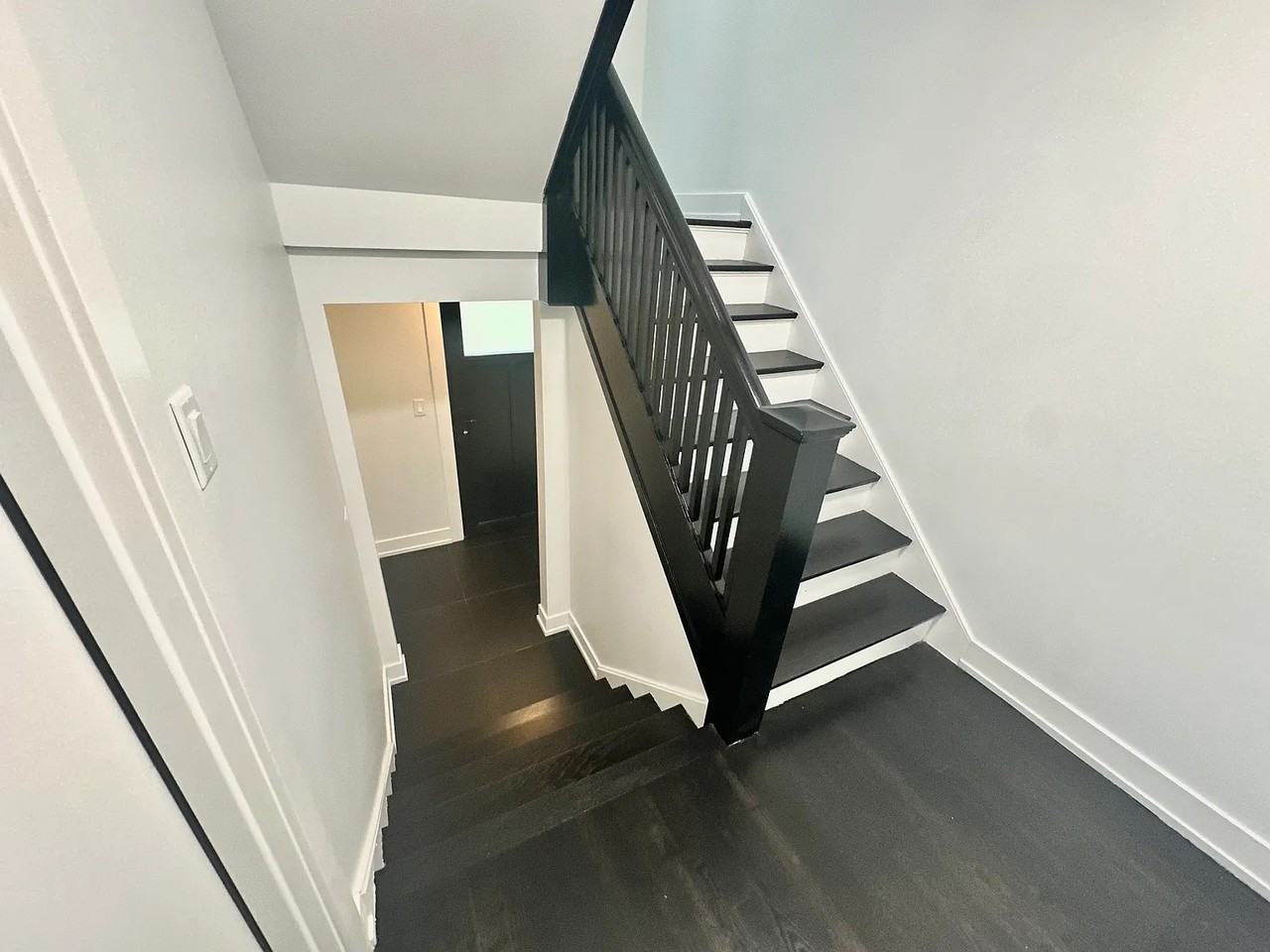 5937 N Fairfield Ave #2 - Photo 2 of 11