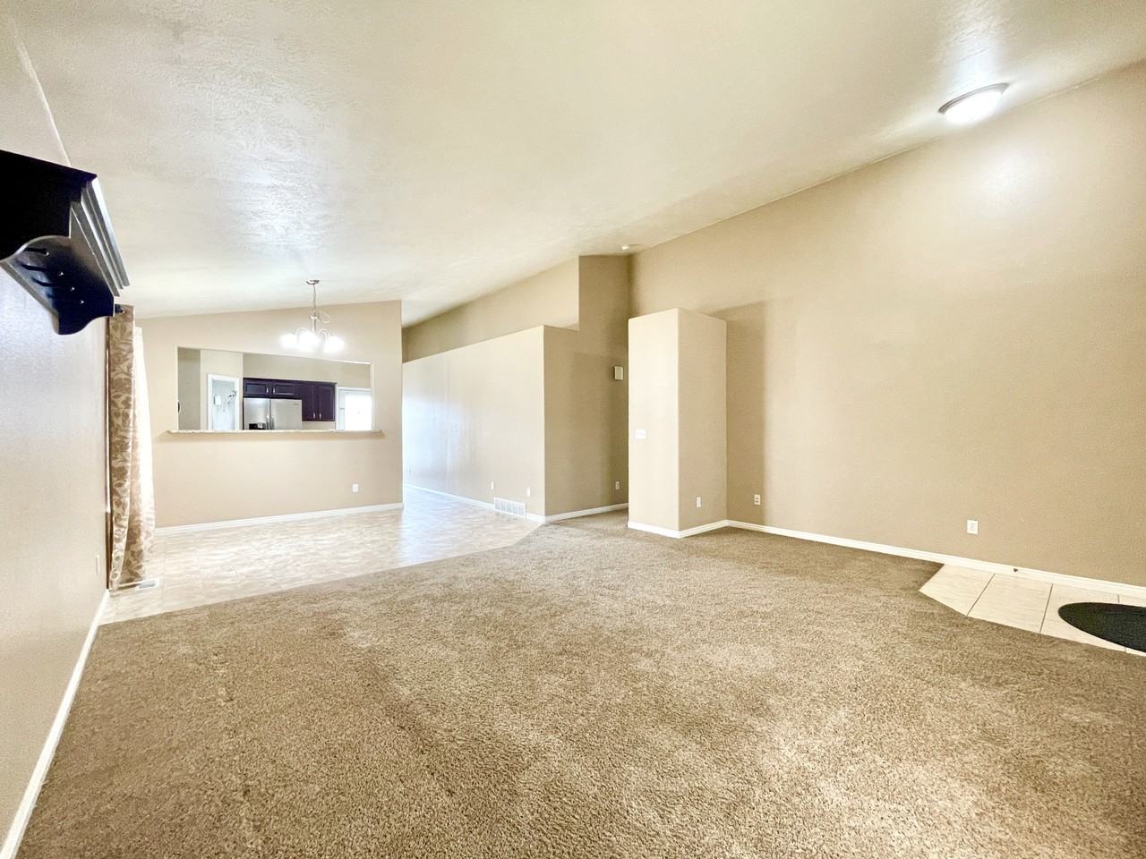 10695 S Pine Grove Way #NA - Photo 6 of 19