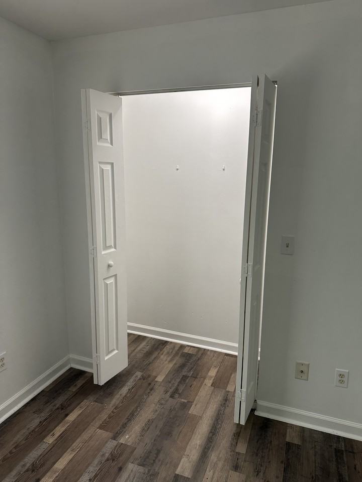 91 Orchard Rd #B - Photo 2 of 11