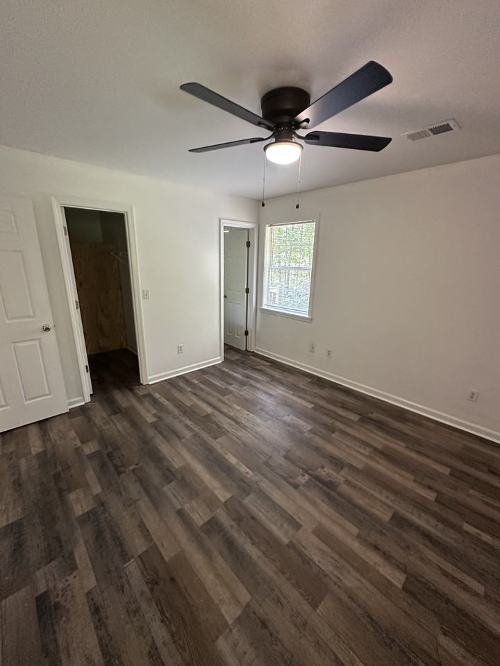 91 Orchard Rd #B - Photo 4 of 11