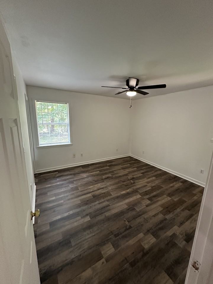 91 Orchard Rd #B - Photo 7 of 11