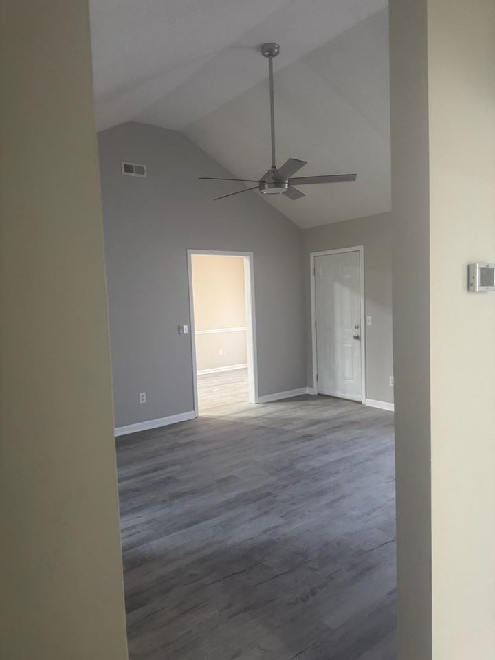 4435 Maxie St #NA - Photo 3 of 9