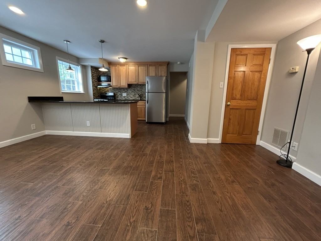 826 20th St S #3 - Photo 3 of 13