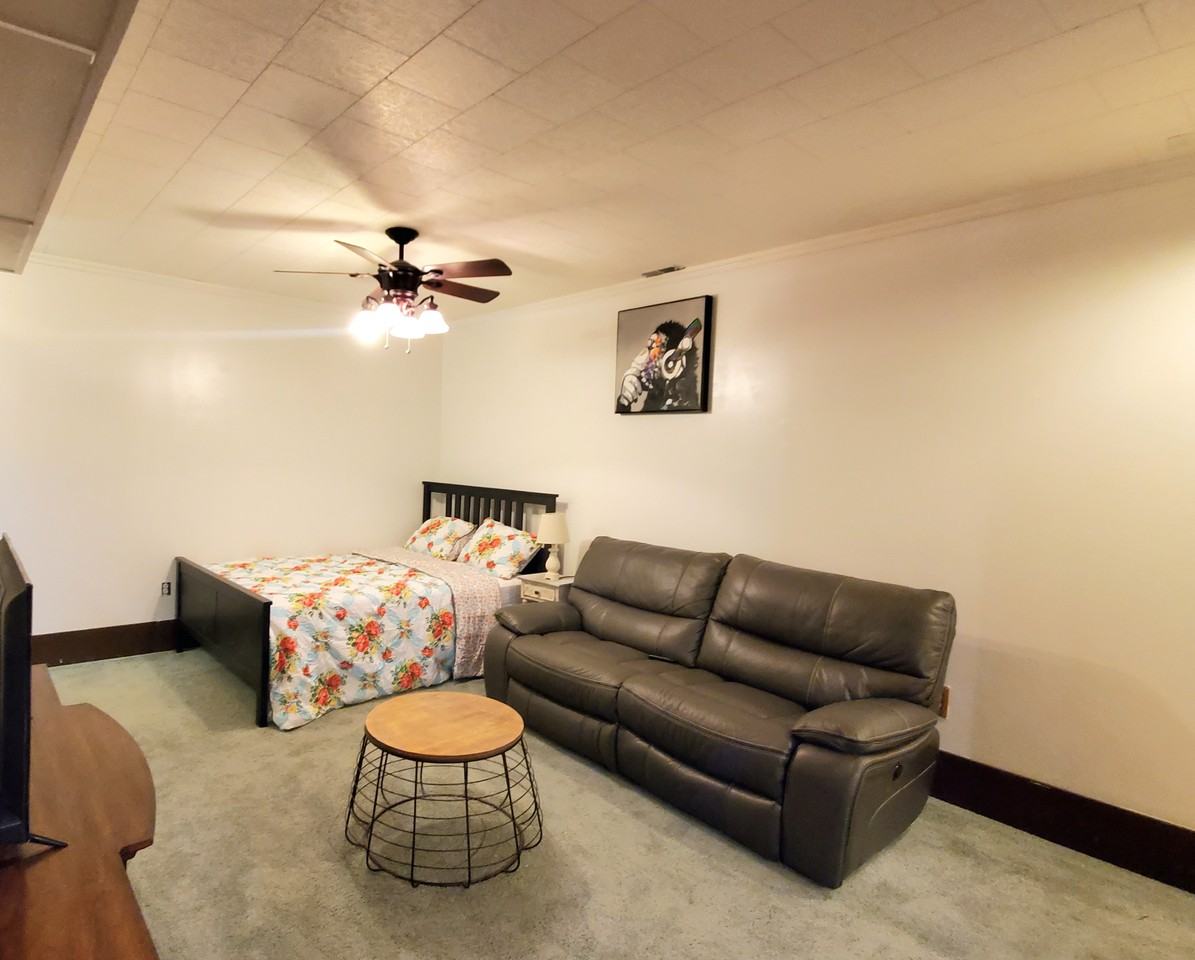 112 Branch Ct #NA - Photo 3 of 25