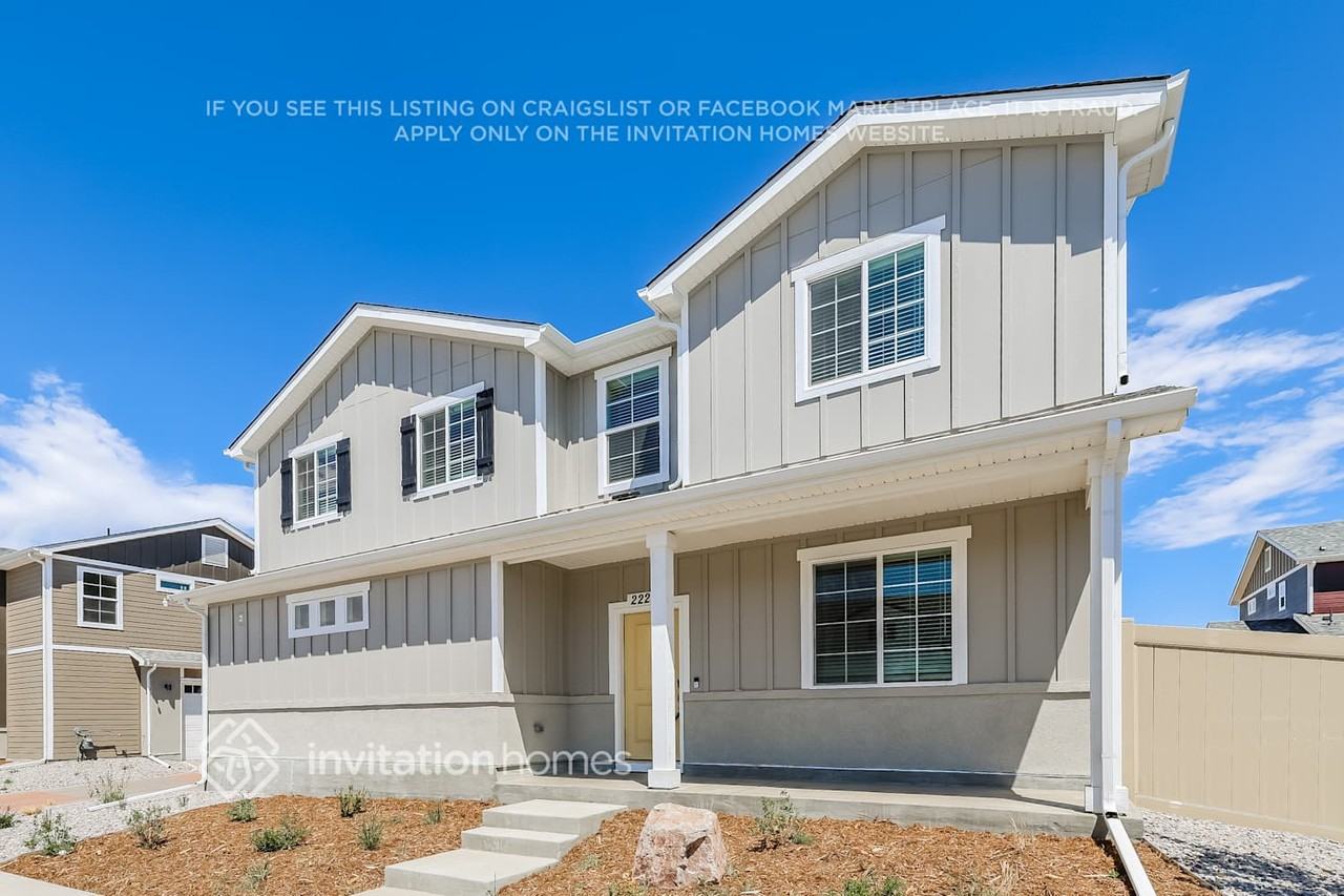 22285 E 39th Ave - Photo 4 of 18