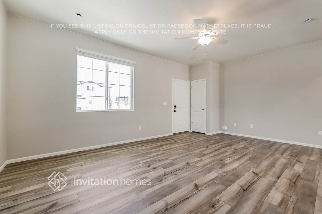 22285 E 39th Ave - Photo 6 of 18
