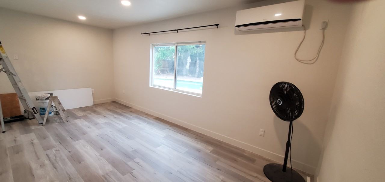 566 E Fernleaf Ave #B - Photo 3 of 21