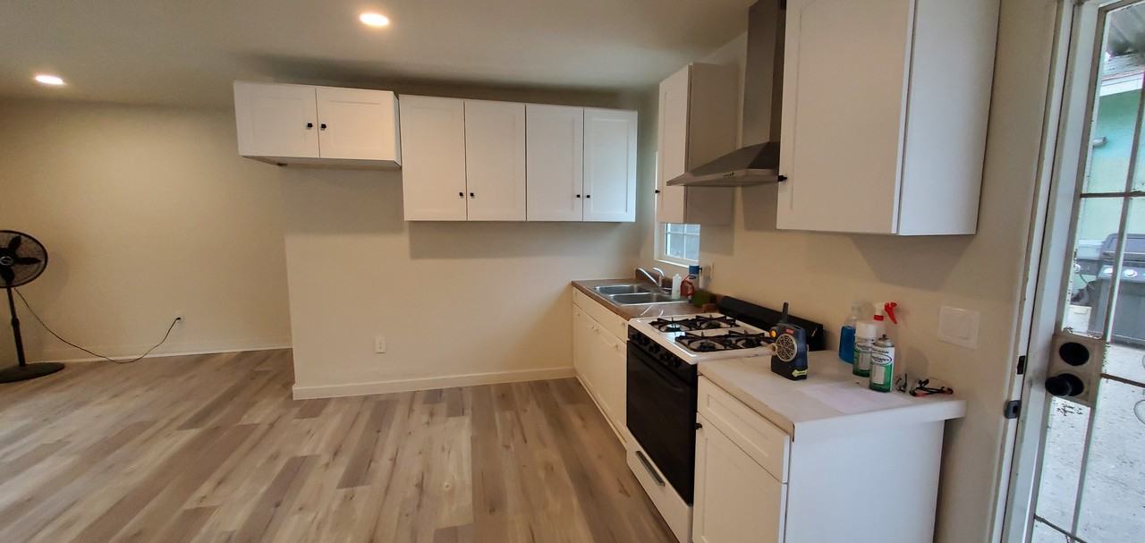 566 E Fernleaf Ave #B - Photo 6 of 21