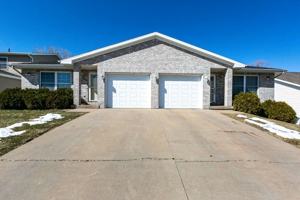 featured image of 2091 Hummingbird Dr #2091