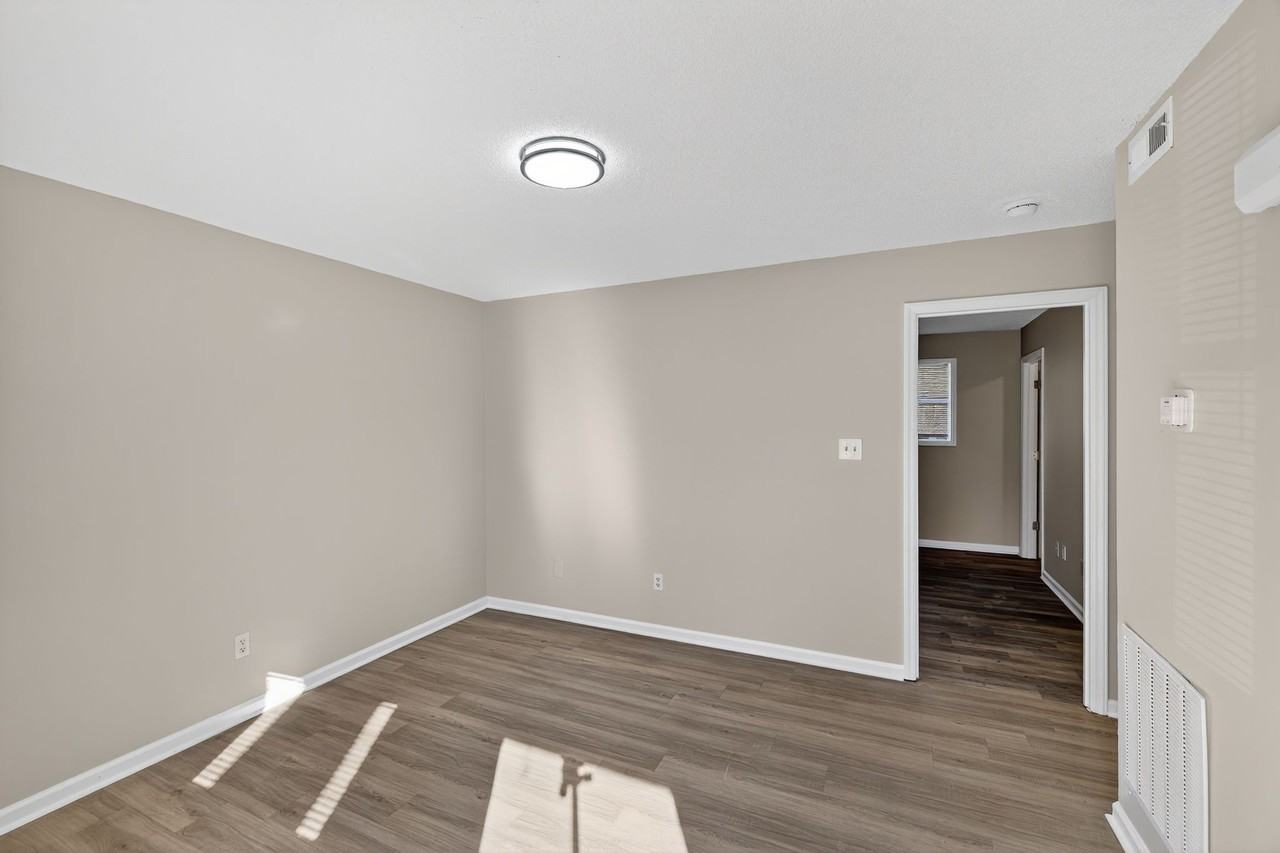 101 Bay Meadow Ct #101 - Photo 4 of 21