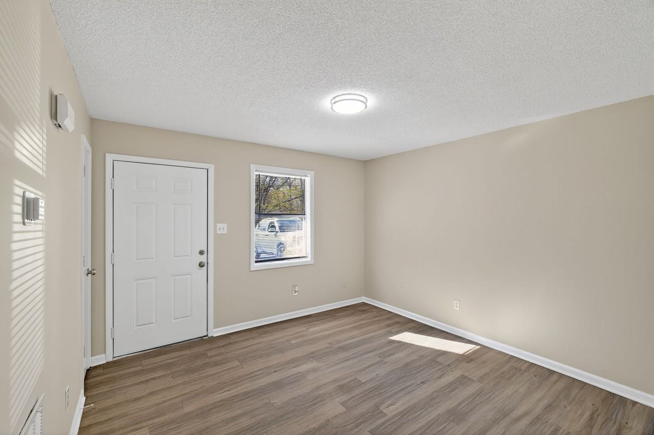 101 Bay Meadow Ct #101 - Photo 5 of 21