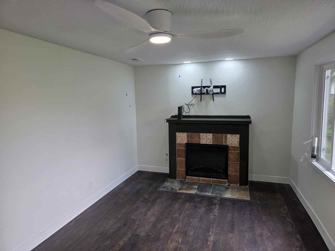 2129 Eddystone Ave - Photo 2 of 10