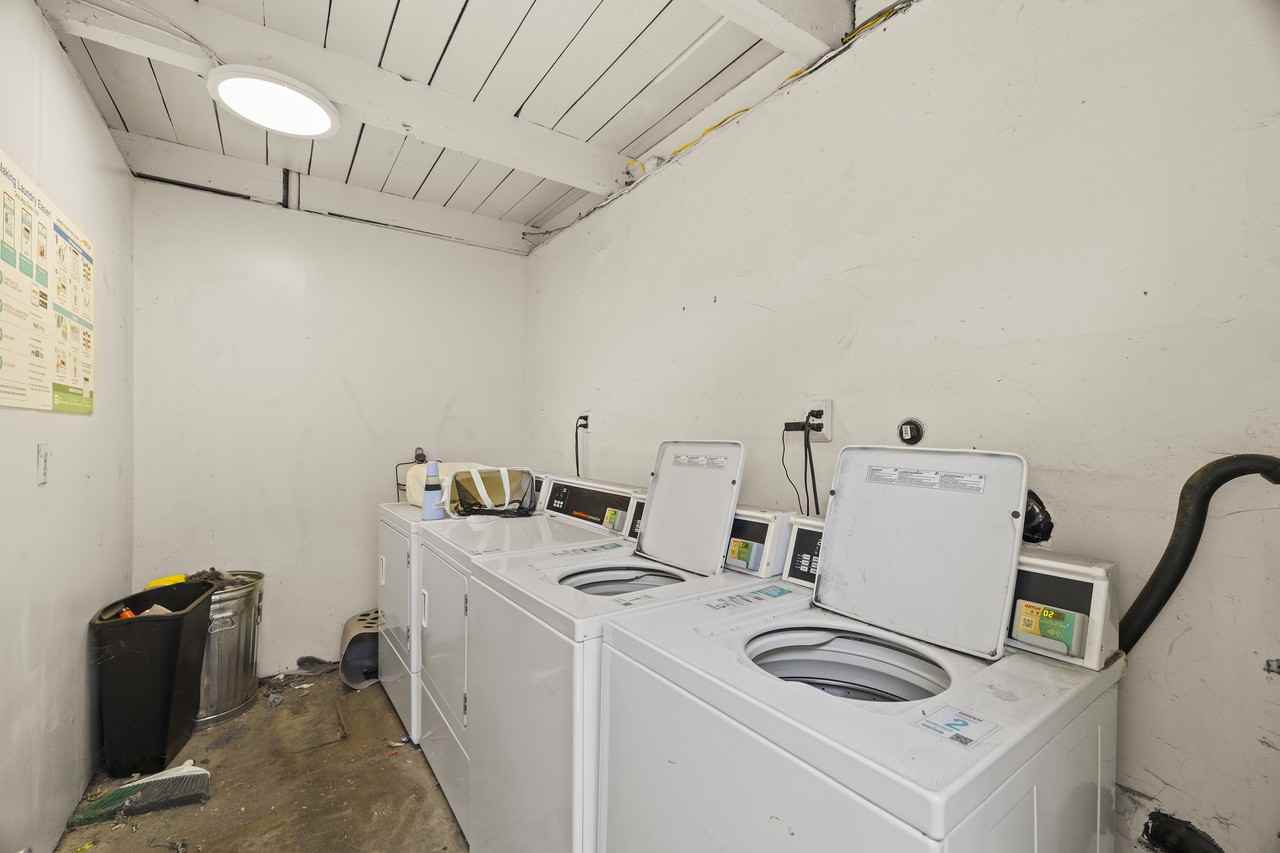 946 Cherry St #1 - Photo 3 of 20
