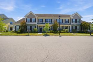 3135 Patrick Henry Dr - Photo 1 of 1