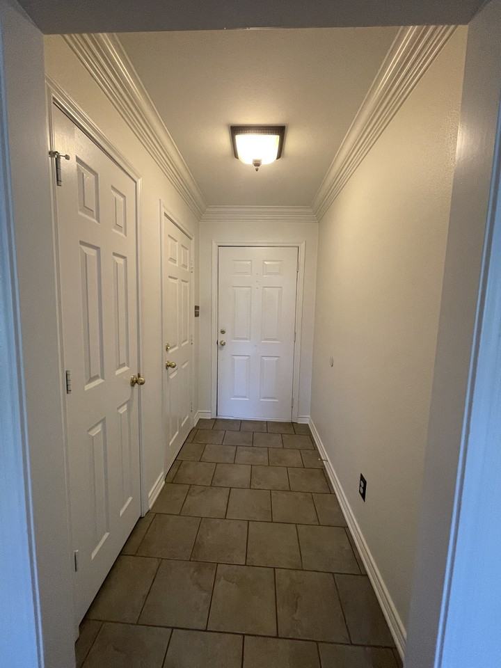 1729 E Richards St - Photo 2 of 27