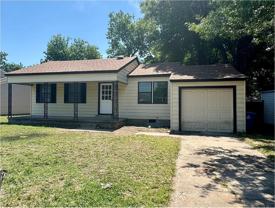204 Elm St - Photo 1 of 1