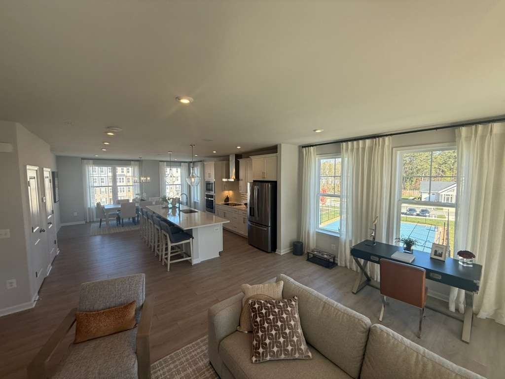 809 Birchwood Hill Pl #B - Photo 7 of 30