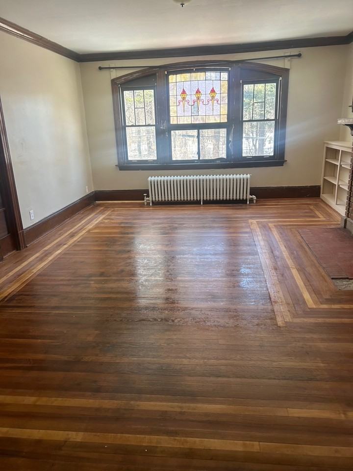 304 Edgewood St #2 - Photo 4 of 12