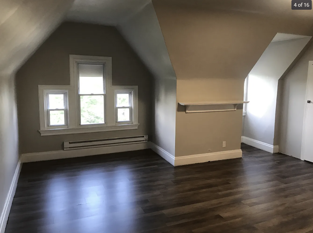 464 Teece Ave #4 - Photo 2 of 2
