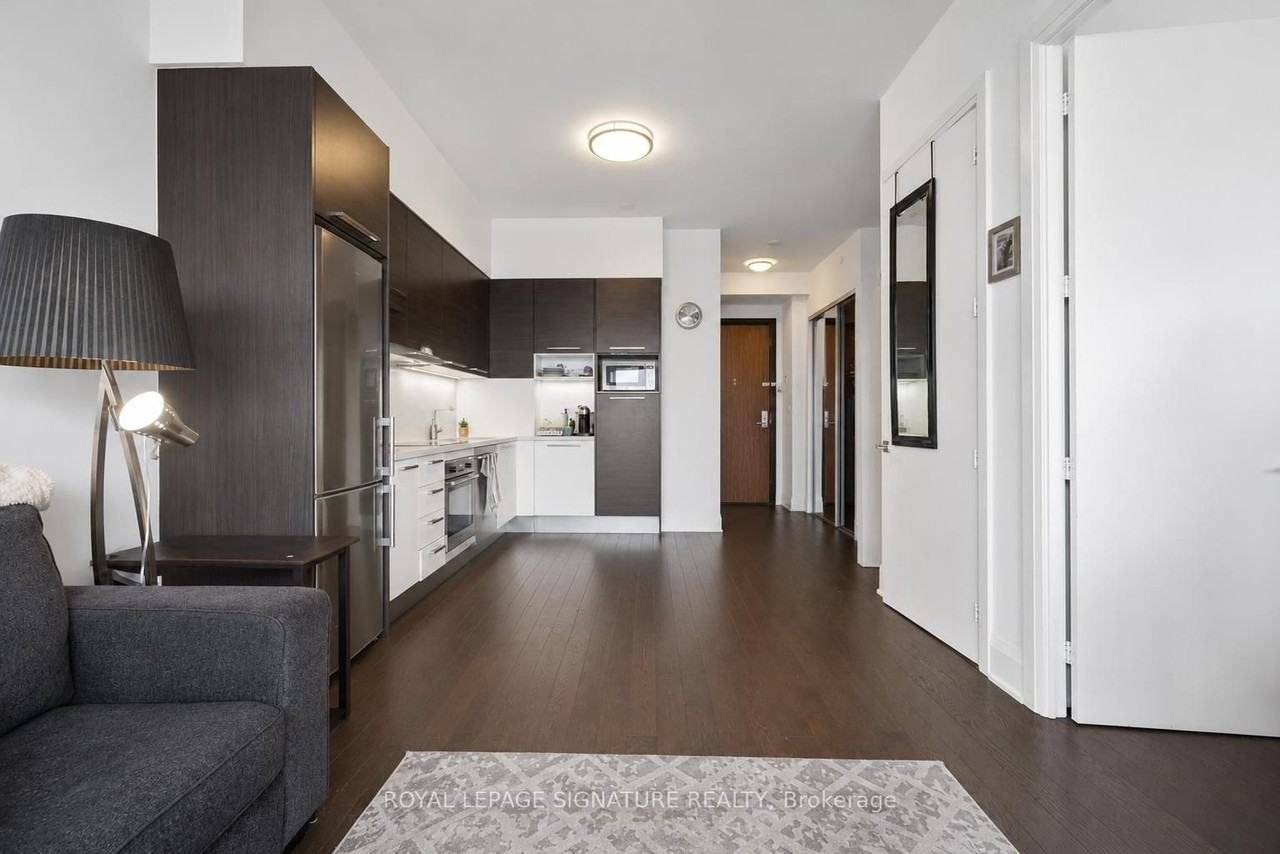 36 Park Lawn Road #4304 - Photo 2 of 21