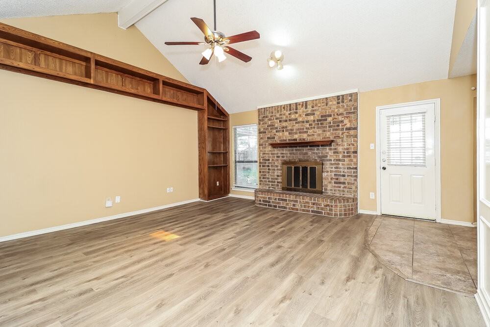 4900 Barberry Dr - Photo 3 of 16