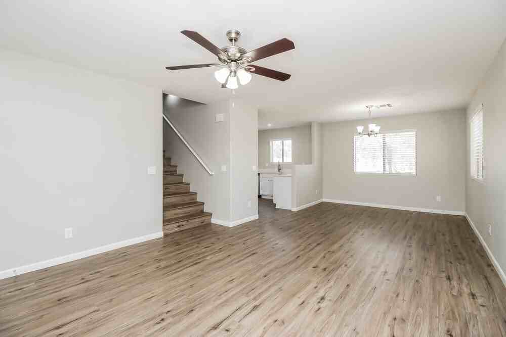 1198 E Dust Devil Dr - Photo 4 of 17