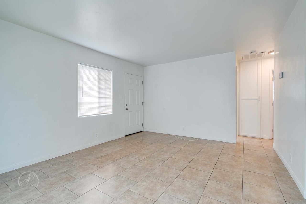 917 K St #917 - Photo 2 of 17