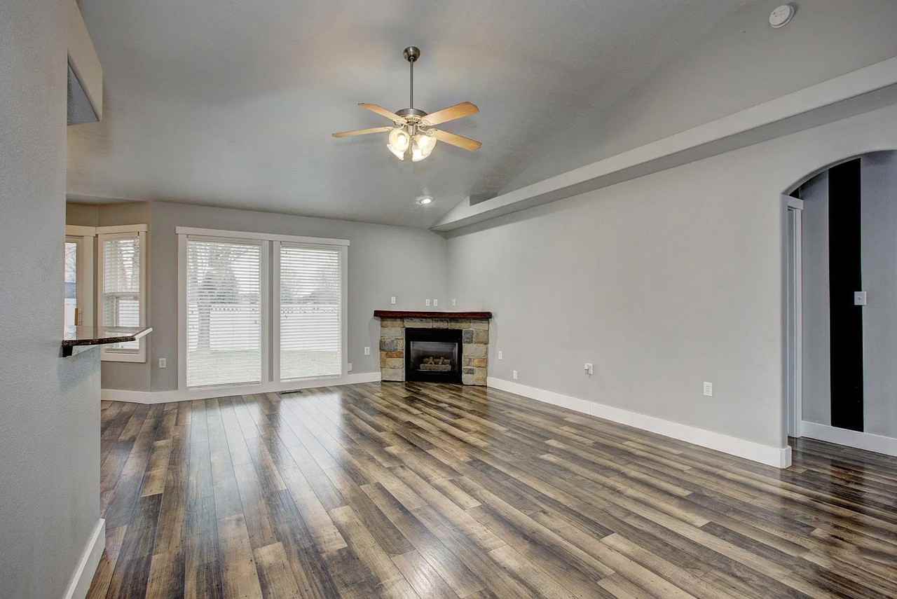 2870 N High Desert Way #1 - Photo 4 of 31