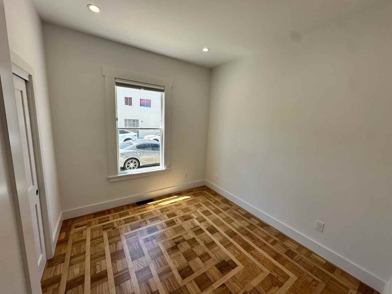 1 Homestead St - Photo 5 of 18