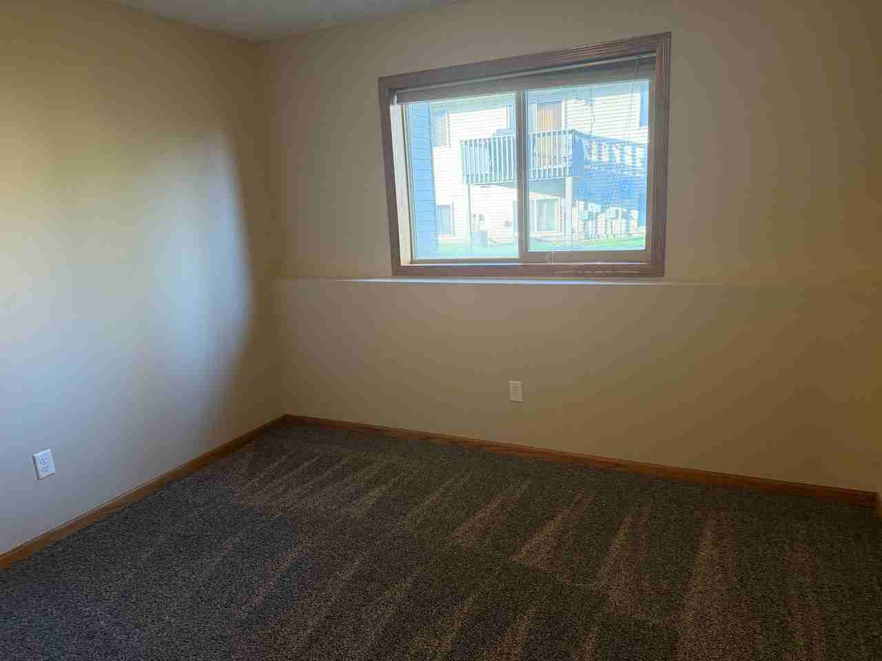 9173 Orchard Ln - Photo 7 of 20